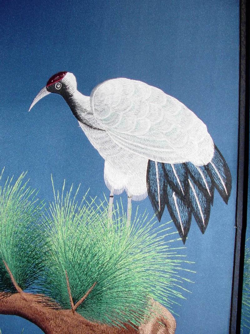 [Animal Art] Embroidery of Red-crowned Crane {!--두루미-->; DISPLAY FULL IMAGE.