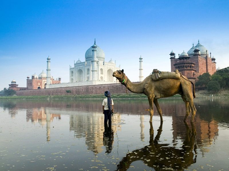 Yamuna River, Agra Uttar Pradesh, India; DISPLAY FULL IMAGE.