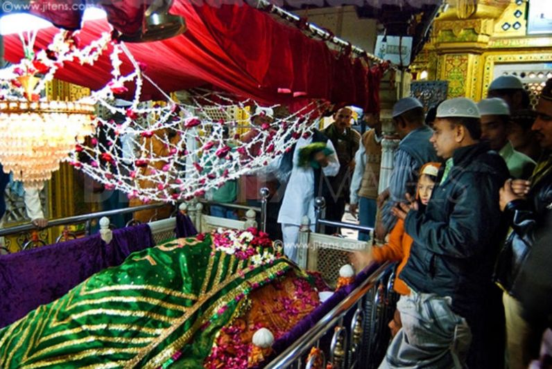 vashikaran specialist in mumbai; DISPLAY FULL IMAGE.