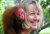 Gudrun with immature Red Uakari